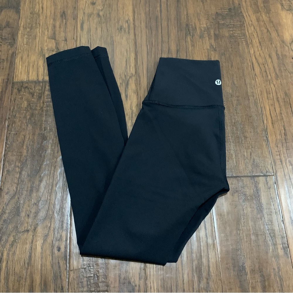 NWOT lululemon wunder under size 2 25” inseam black